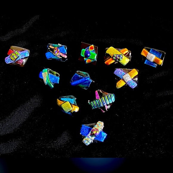 Dichroic Glass Push Pins Bulletin or other Cork or pin penetrable surface NEW! - Picture 3 of 5